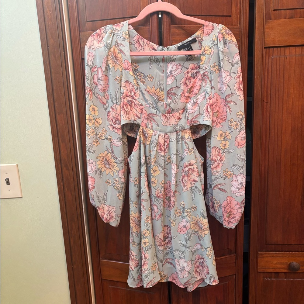 Forever 21 floral cut out dress